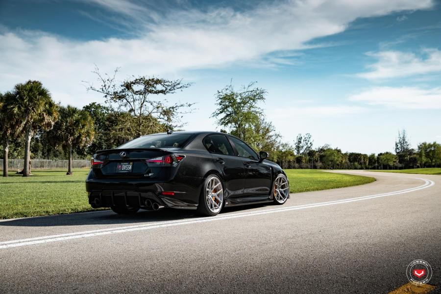  Lexus GS F on Vossen Wheels (S21-01) 2019 года  (фото 25 из 29)